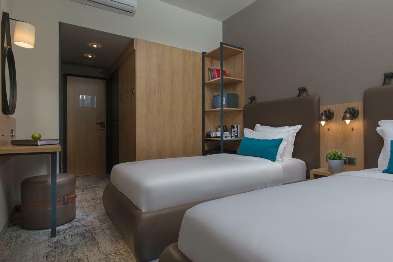 Hotel The Boutique Hotel: Square Convenience 3*